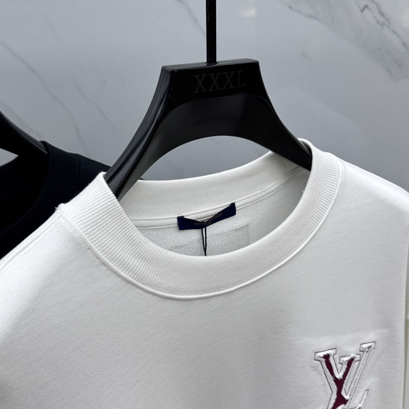 l0vis Vvtt0n t-shirt